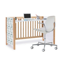 Lettino 60x120 cm legno con vinile foglie da eucalipto sulla testata · Ombra Musgo