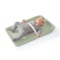 Cambiador silicona 50x70 cm en color verde para bebé con cinta de seguridad