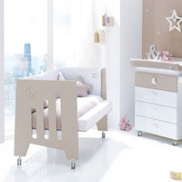 Cuna OMNI beige 60x120 con colecho para pegar a la cama