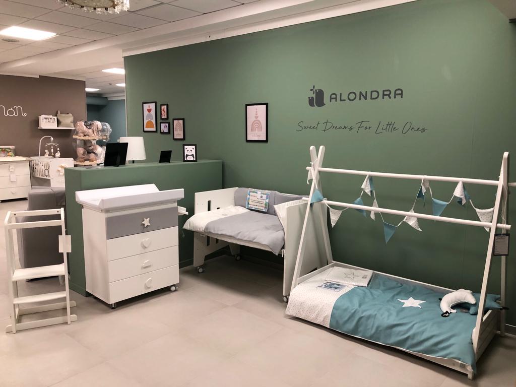 Cama Montessori de Alondra en exposición